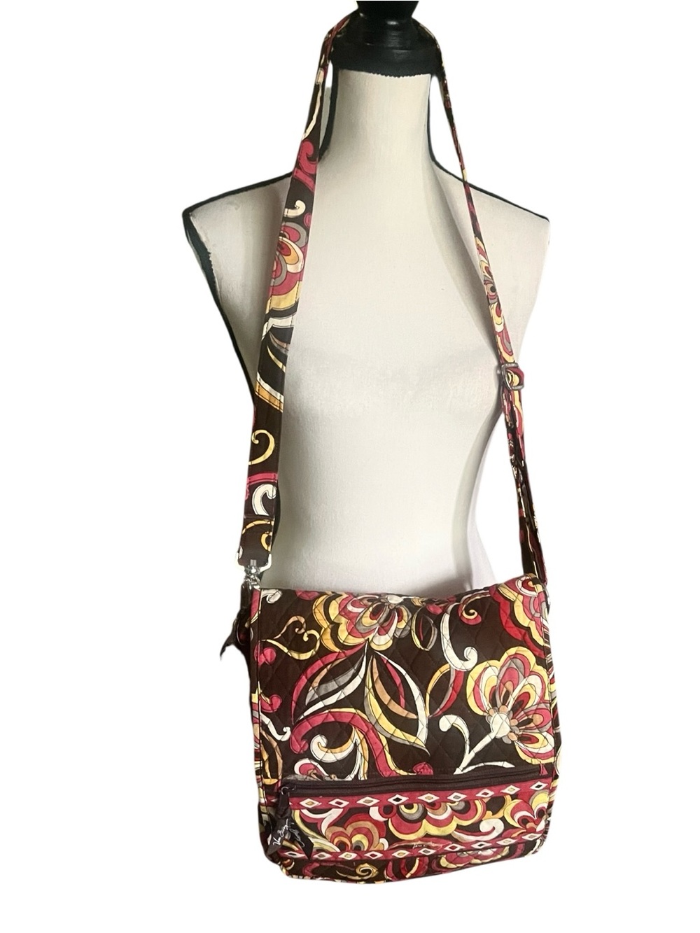 Vera Bradley Paisley Floral Retired Puccini Pattern Mailbag Crossbody Bag